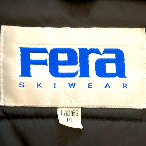 FERA Skiwear Jacket in Purple - Picture 12 of 12